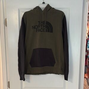 Men’s The North Face Sweatshirt